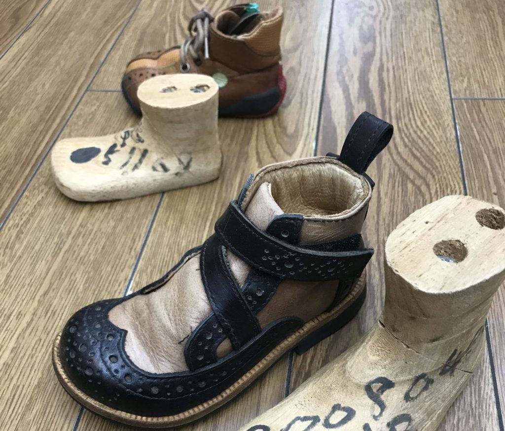 フルオーダー靴と木型